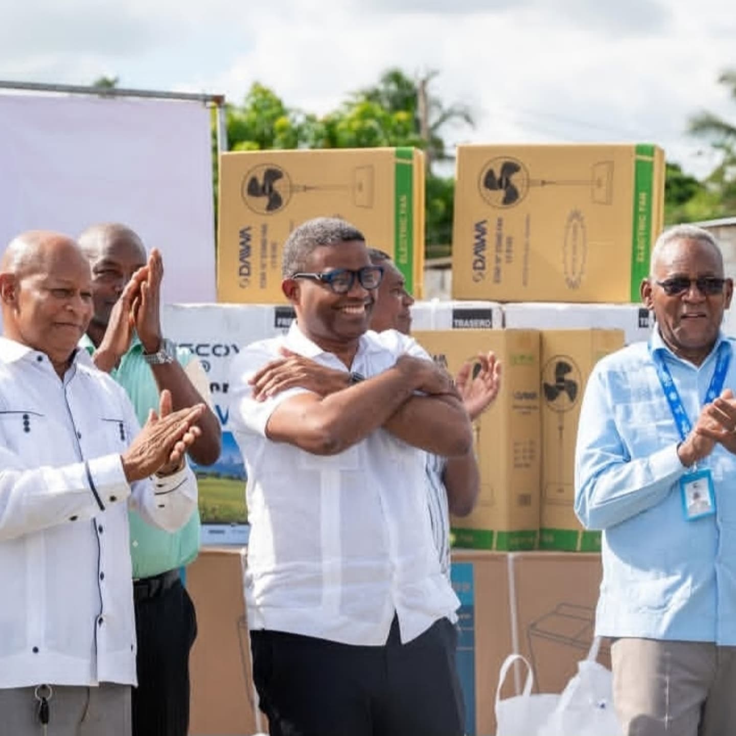 PROPEEP celebra el evento “Cerca de Ti” en honor a las madres del Distrito Municipal Hato Viejo