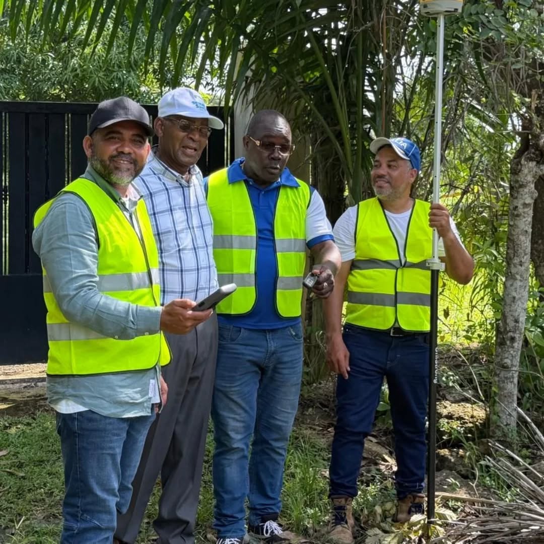 Junta Municipal de Hato Viejo y Comisión Presidencial realizan levantamiento para el mejoramiento barrial